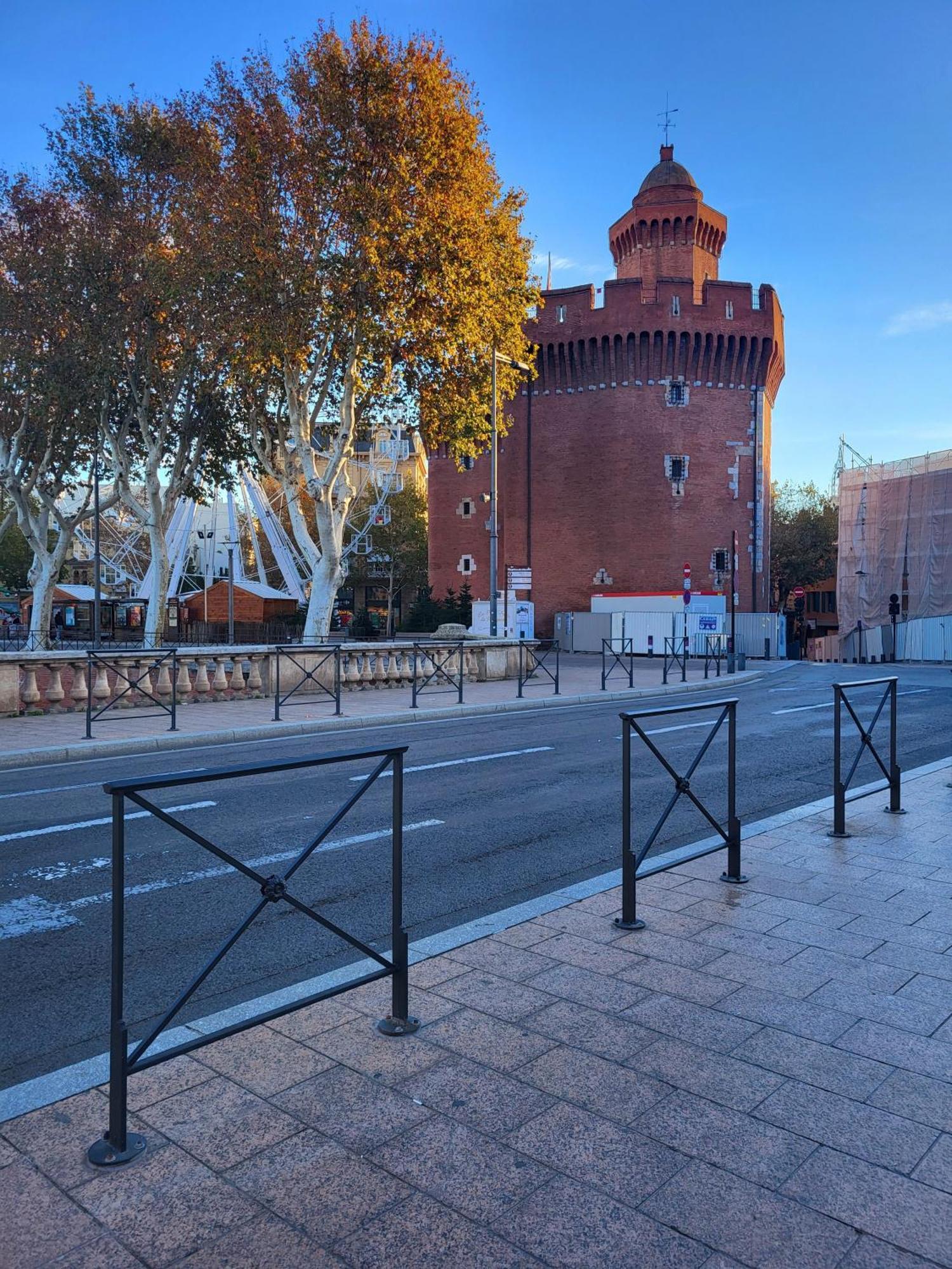 Superbe Batisse De Caractere, Coeur De Ville 佩皮尼昂 外观 照片